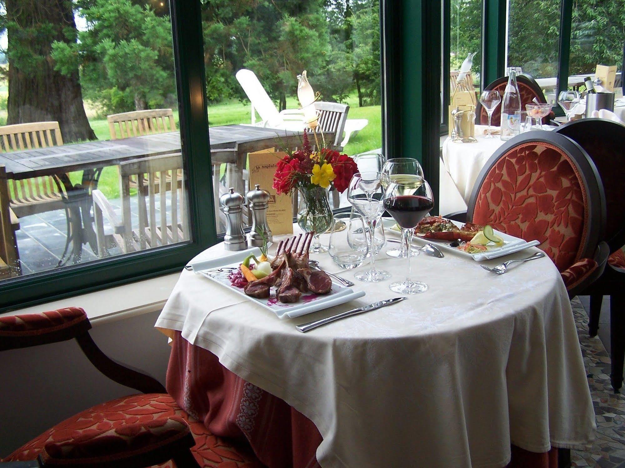 Logis - Hotel Restaurant La Sapiniere Wisques Luaran gambar