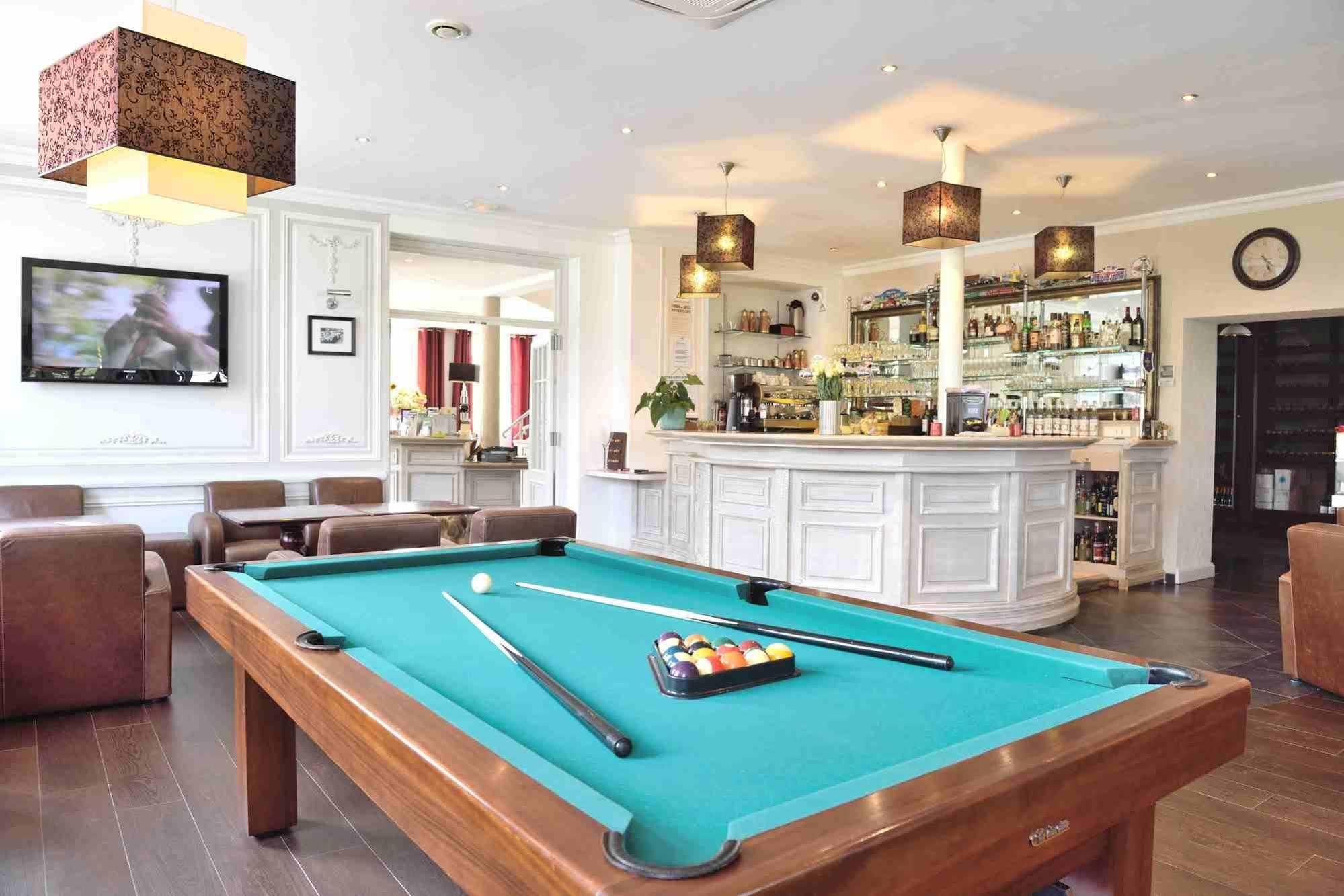 Logis - Hotel Restaurant La Sapiniere Wisques Luaran gambar